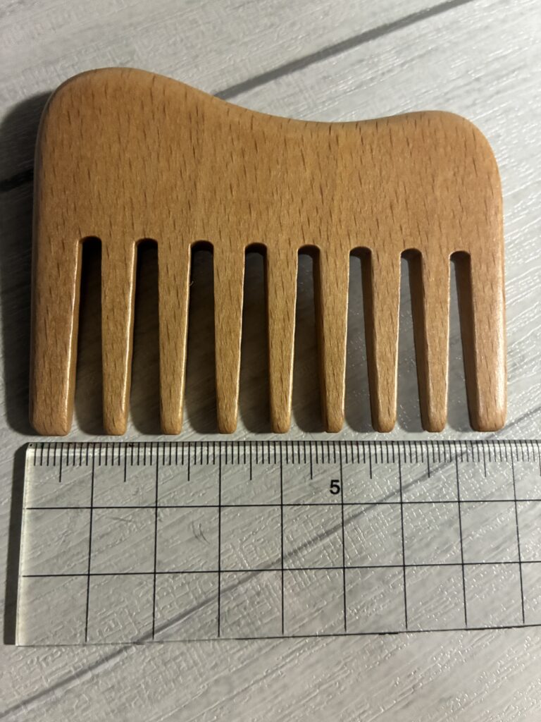 無印良品のヘアコームの目の粗さの画像